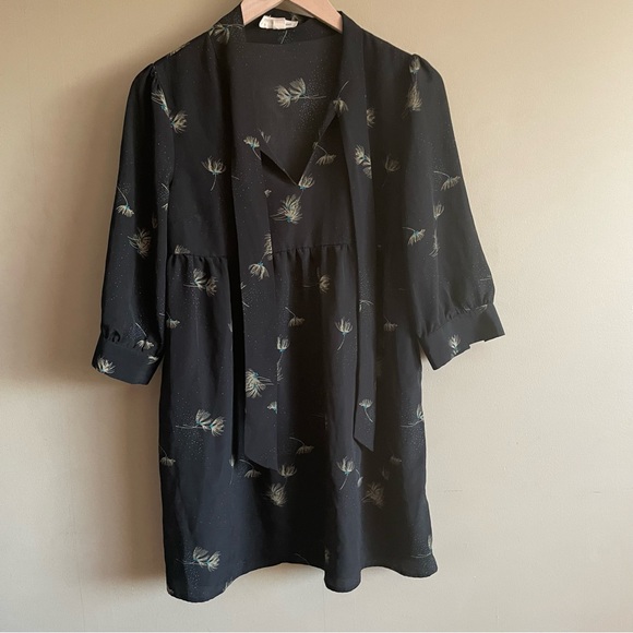 ANTHROPOLOGIE Pins and Needles - Picture 2 of 7